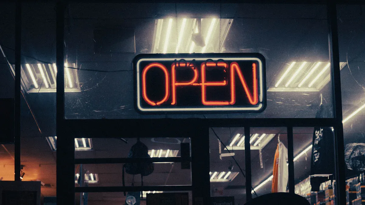 Smart & Final Store Hours