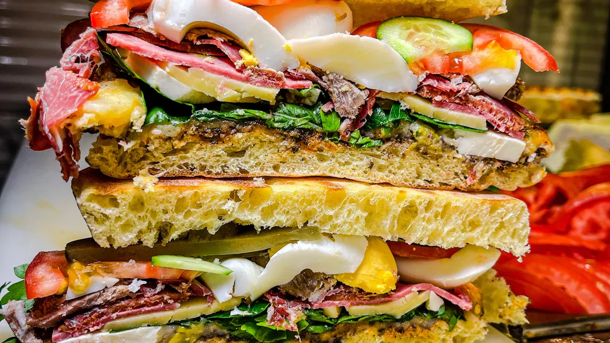 招牌汉堡和三明治特色