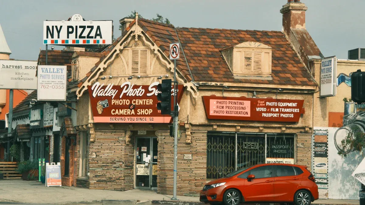 Why the Food at Lake View Corner Store & Pizzeria Stands Out