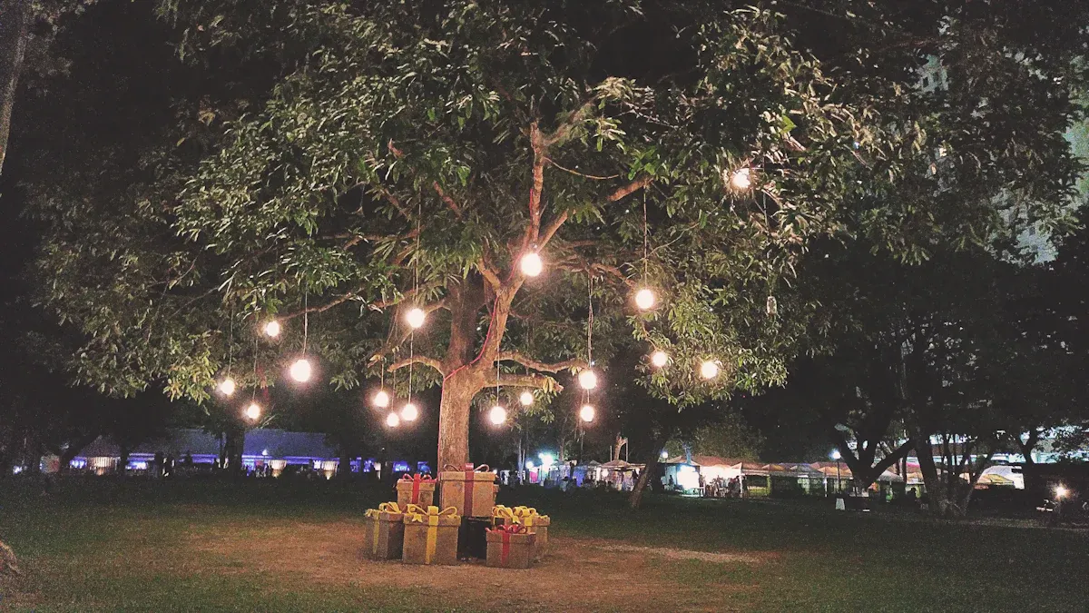 Why Eco-Friendly Solar Lanterns Are the Best Choice for Outdoor Lighting
