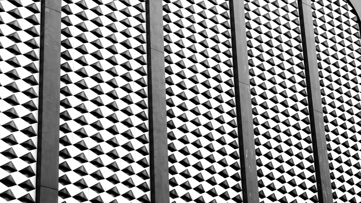 Why is aluminium honeycomb so strong?