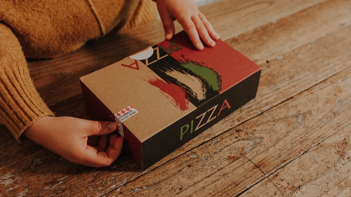 How to Design Custom Pizza Boxes for Your Restaurant in 2025