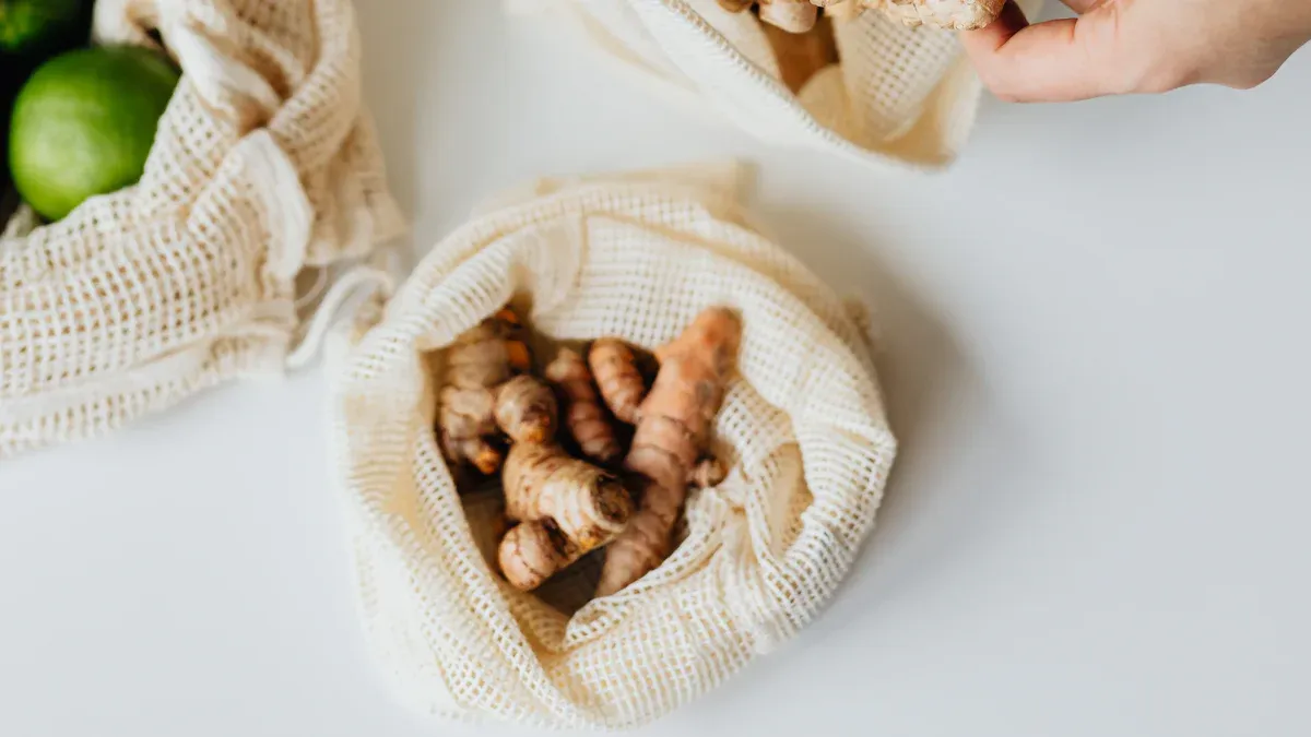 KEY PLANT-BASED INGREDIENTS