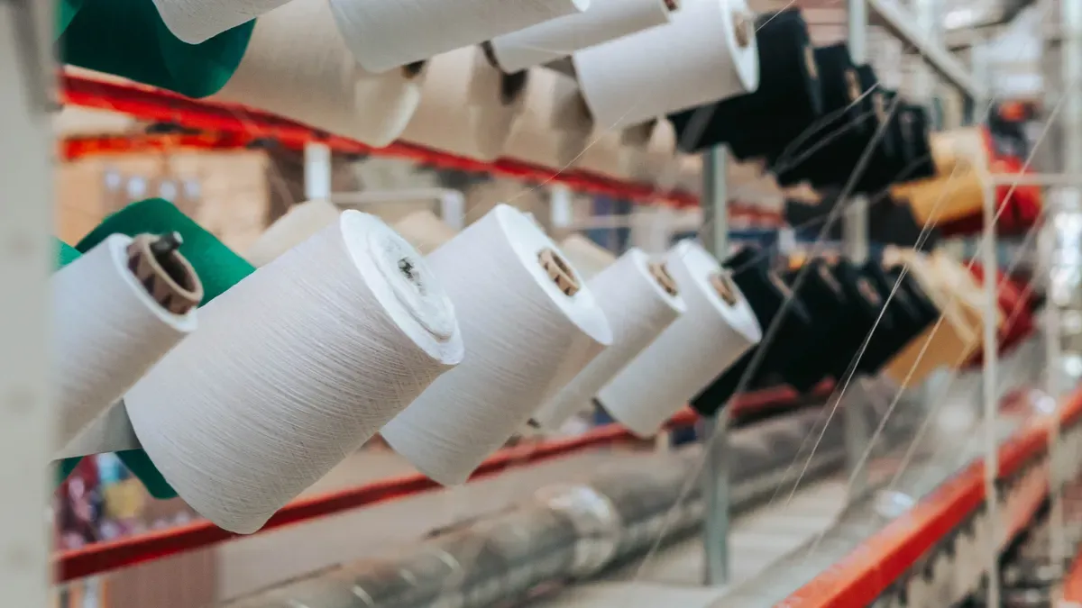 Can you recommend 10 reliable self-adhesive label manufacturers for international buyers?