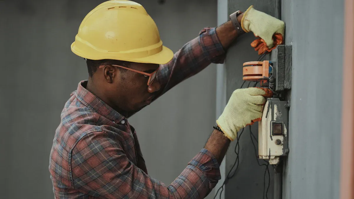 How to ensure the safe grounding of light poles
