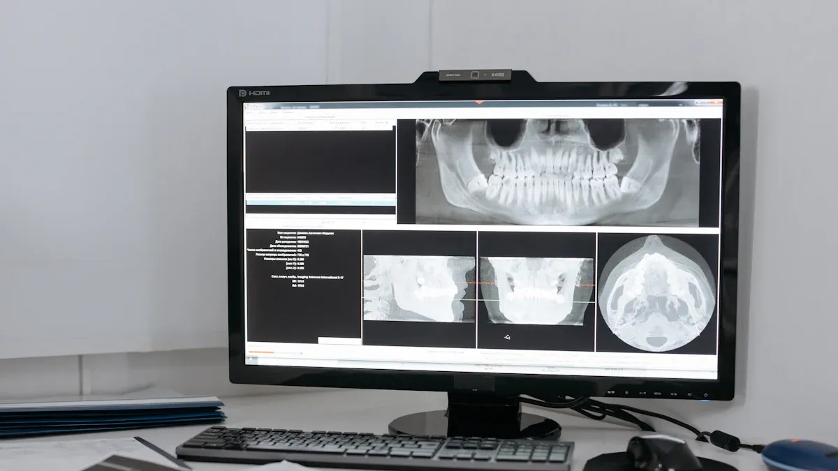 What is a Medical Display and Why It Matters in Healthcare