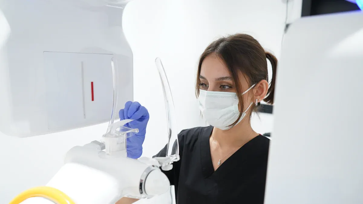 7 Steps to Keep Your Medical Displays in Top Condition