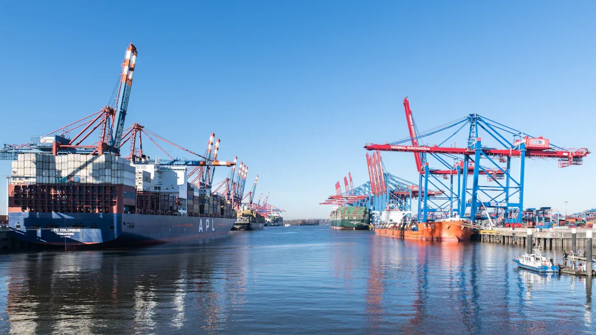 How cargo crane route planning reduces collision risk