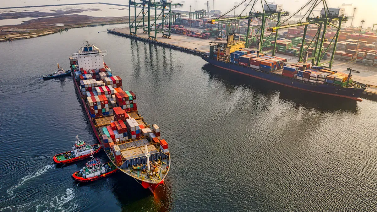 Port crane: raise pick success, raise throughput