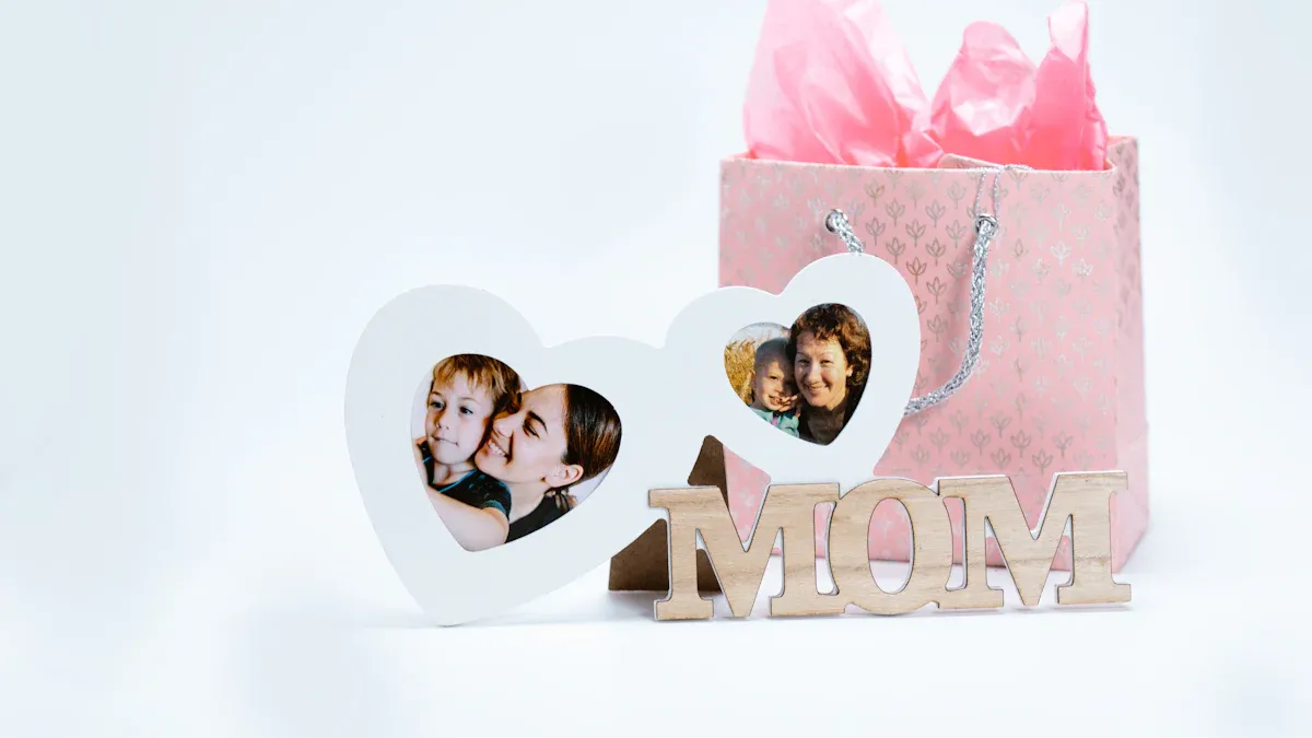 1.Personalized Jewelry
