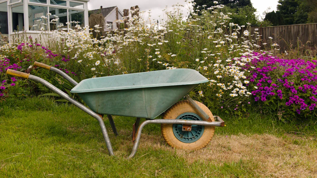 Key Wheelbarrow Features