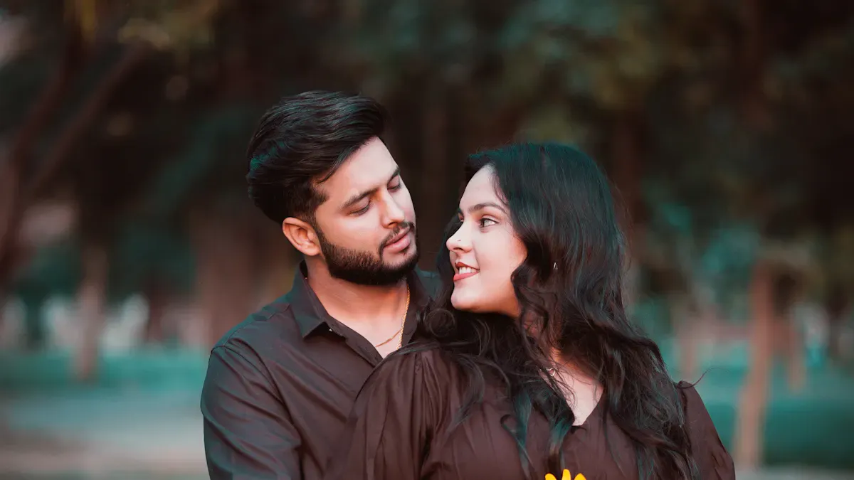 Modern Love: Values and Characteristics