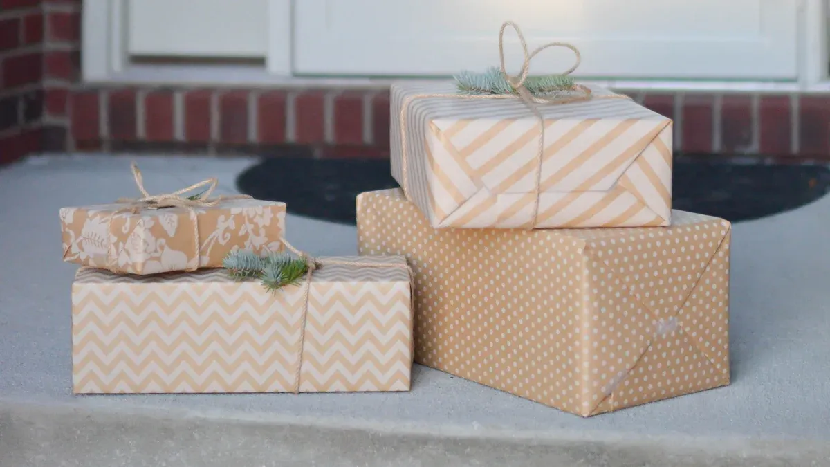 Personalized Housewarming Gifts