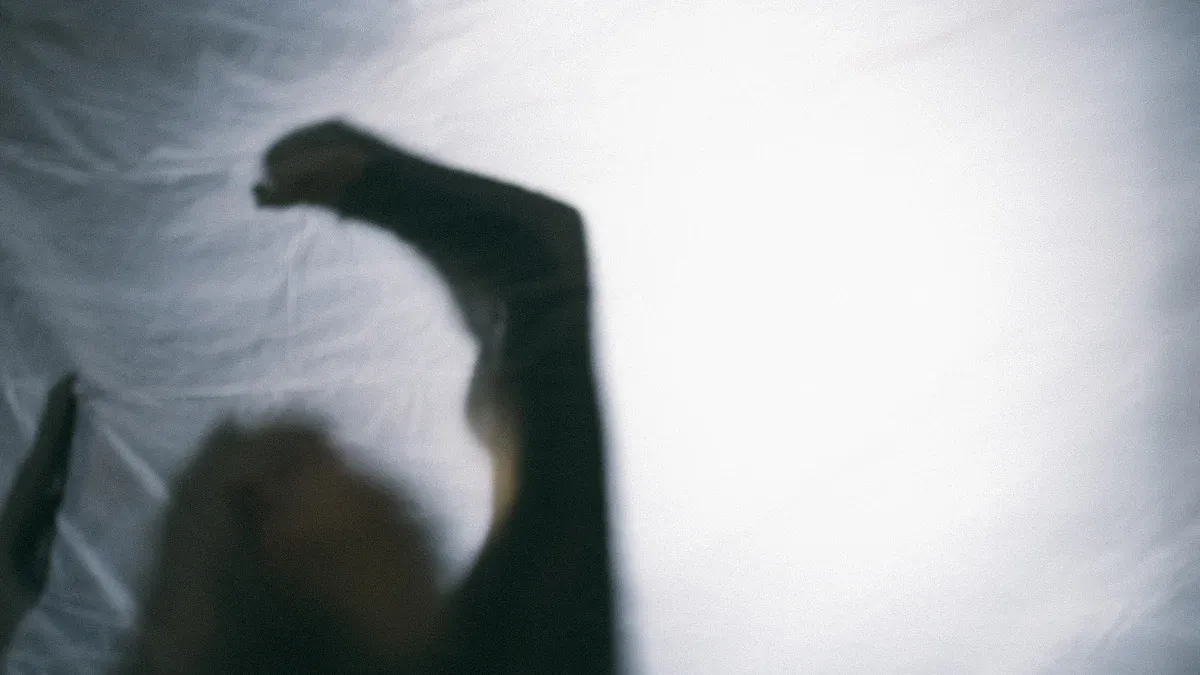 Breaking Free from a Narcissistic Relationship
