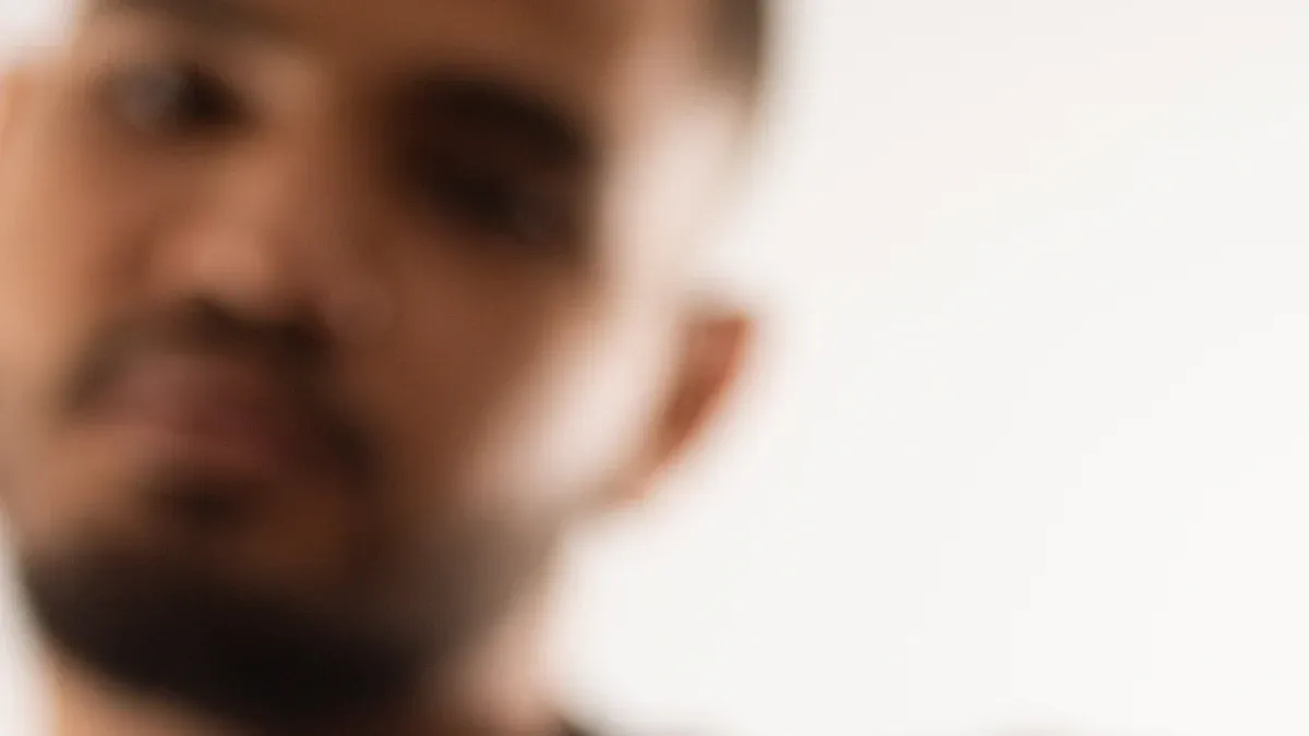 Gaslighting Phrases Multilingual