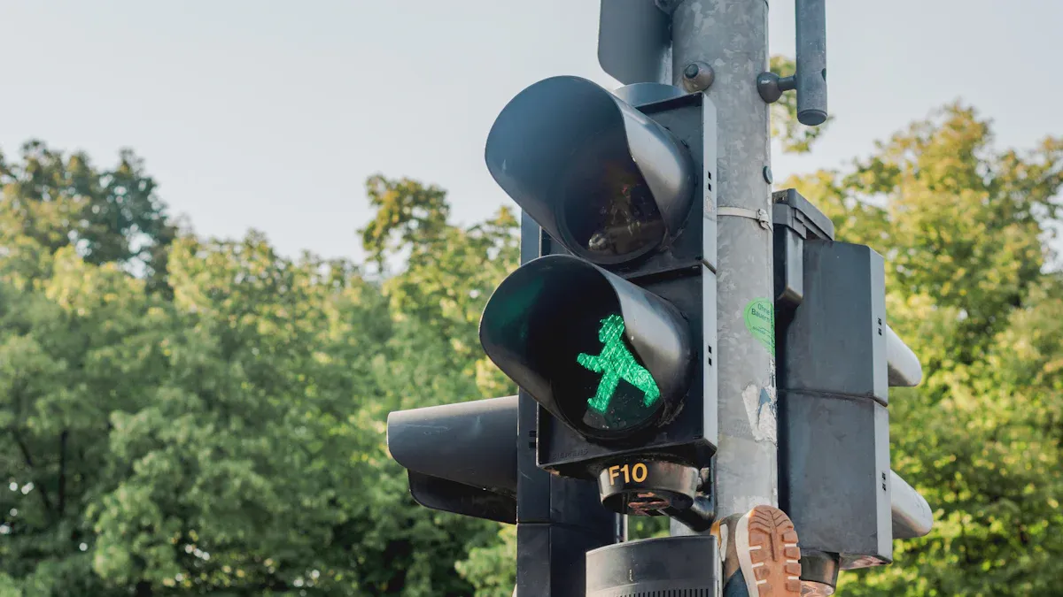 Part2: Types and Applications of Traffic Signal Poles