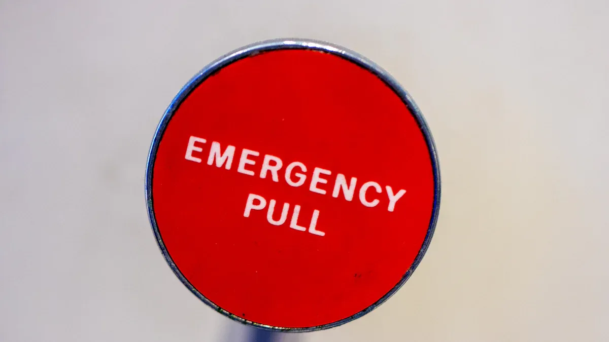 How to Efficiently Source Electronic Components in Emergencies