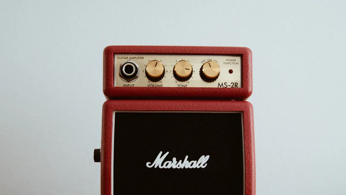 Transistor amplifier configurations