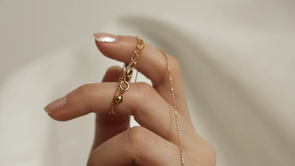 Minimalist Jewelry Trends 2025