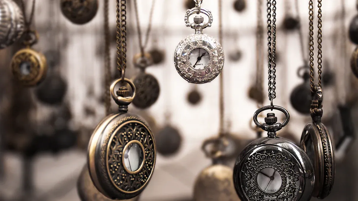 Where to Find Wholesale Vintage Jewelry Suppliers