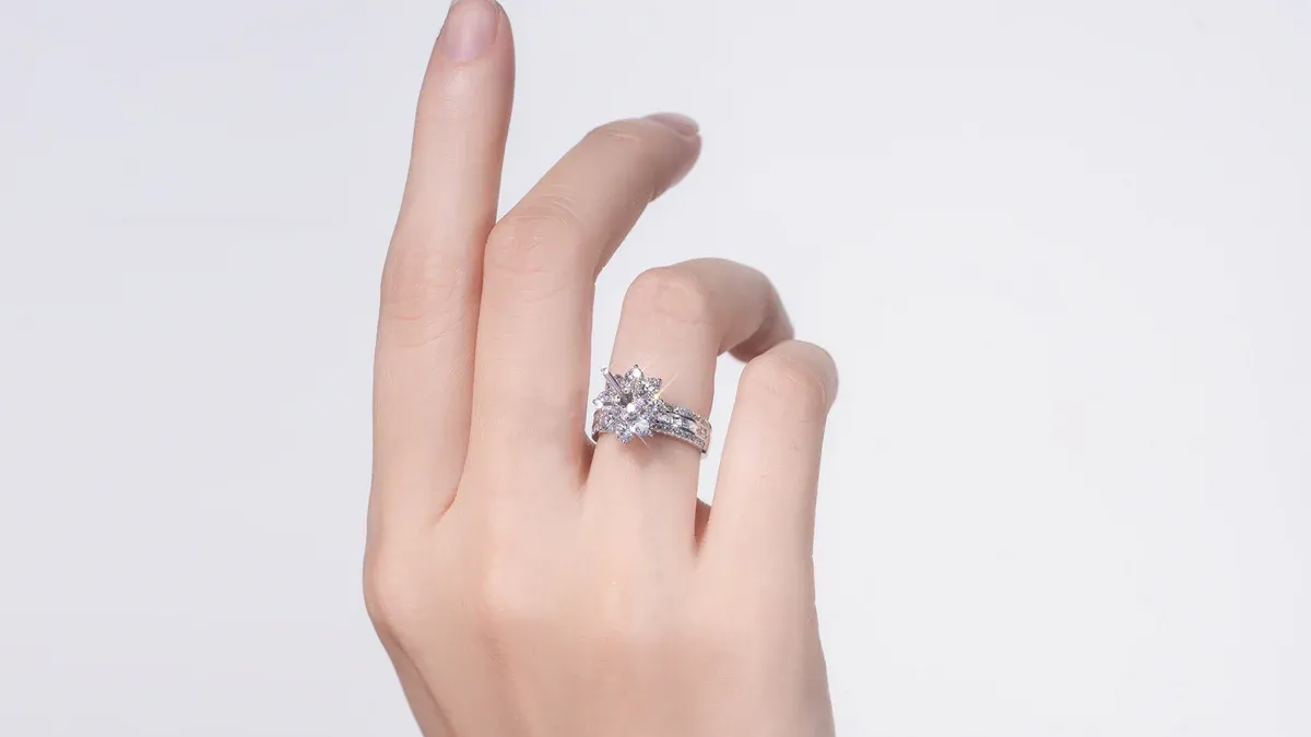 Does rhodium tarnish a guide for jewelry retailers in 2025