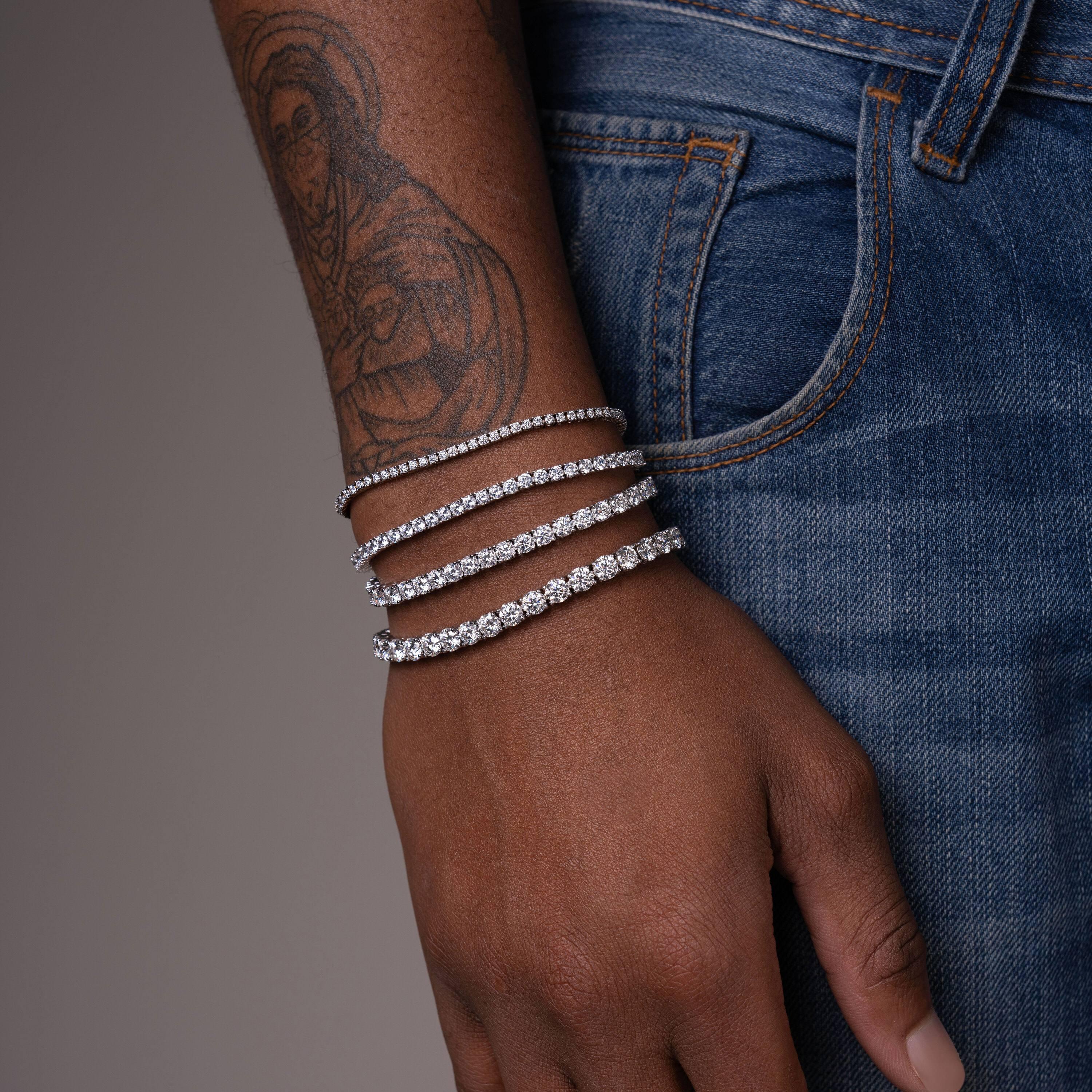 DOES MOISSANITE PASS DIAMOND TESTER?