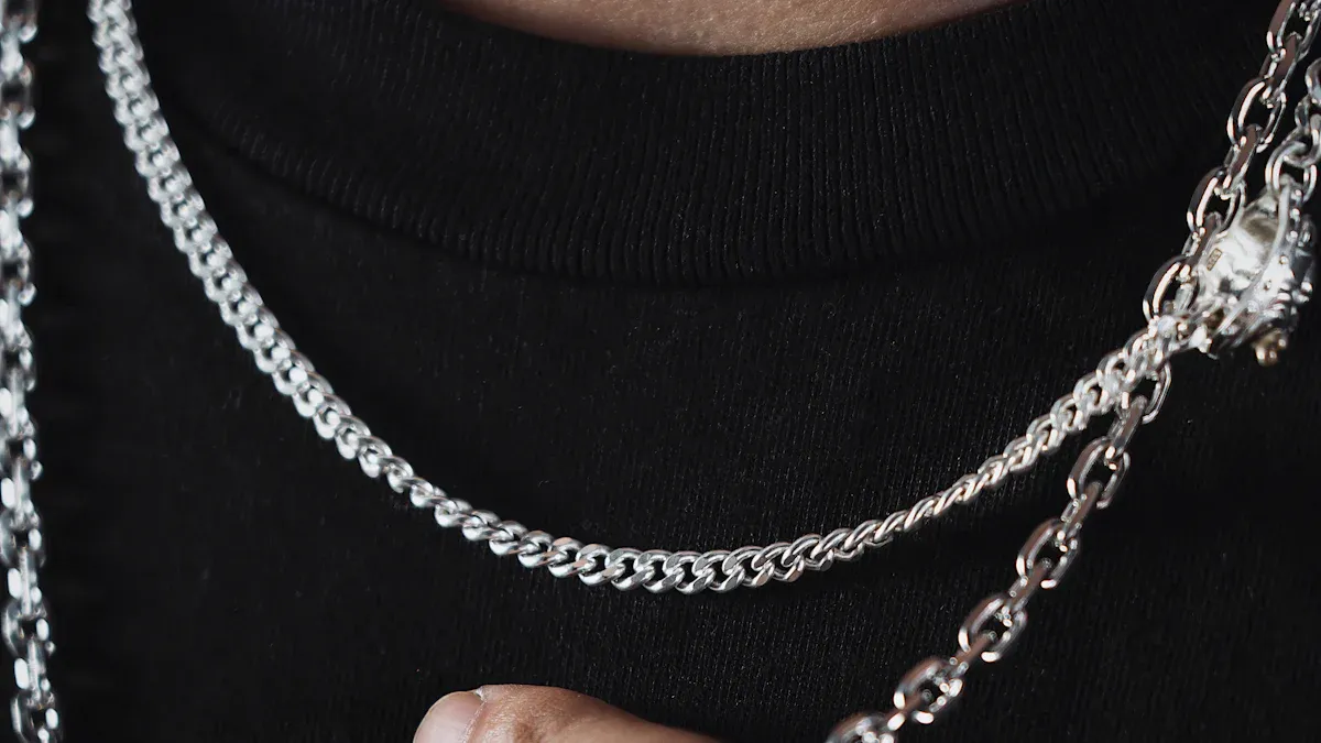 Uses of Jack Chains in Construction