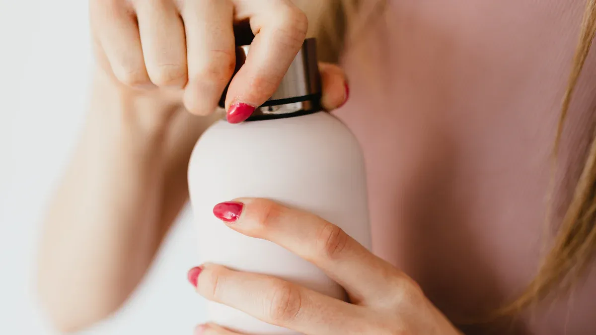 Soak Acrylic Nails: Timing and Safety