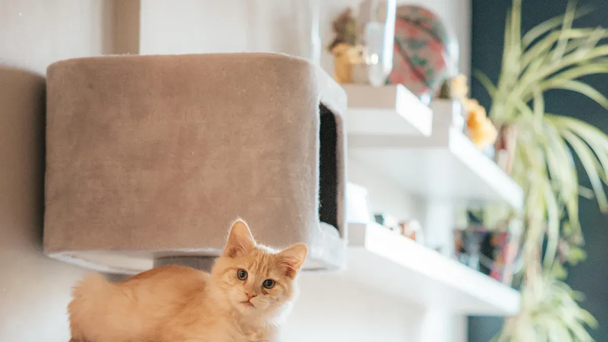Choosing Materials for Long-Lasting OEM Cat Furniture