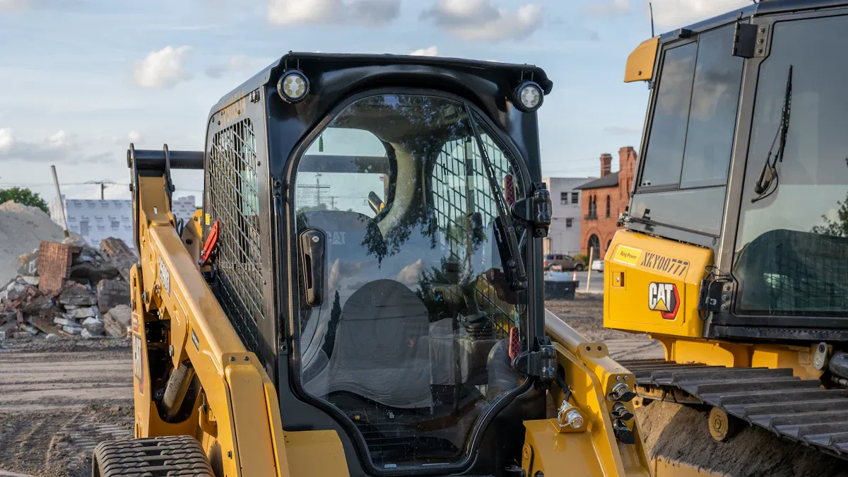 Excavator Choice 1.0T Mini or 2.5T Customized for You 1 Operation & Comfort
