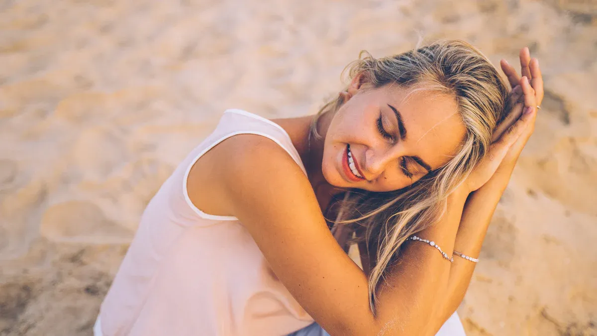 Comment prendre soin de son piercing conque pendant les vacances d'
style=