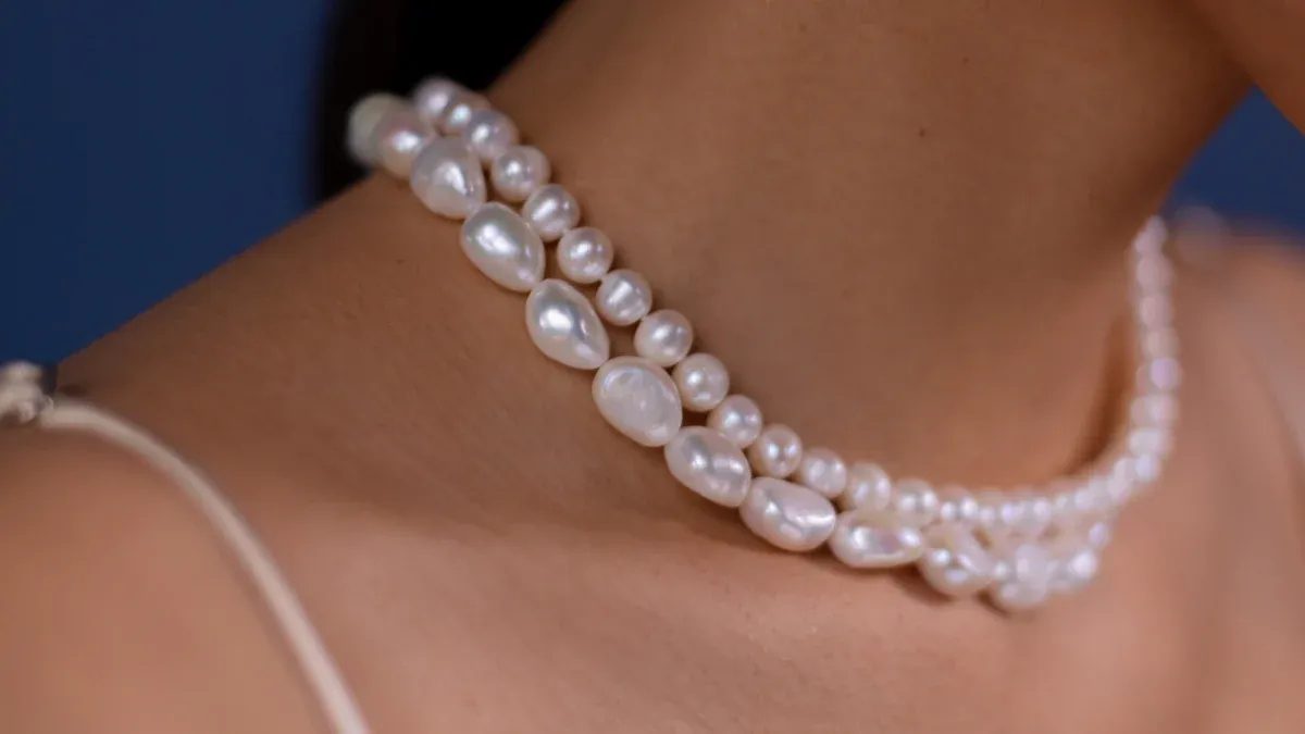 Collier perles baroques