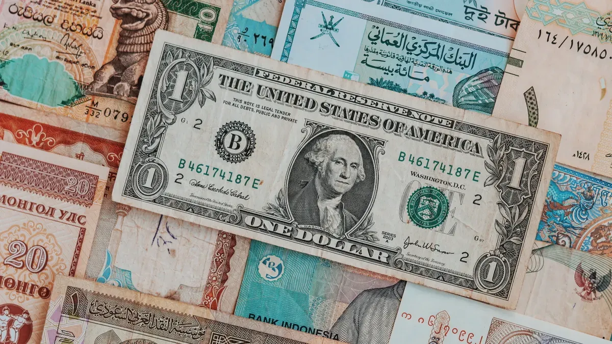 Tasas FX en tarjetas cripto