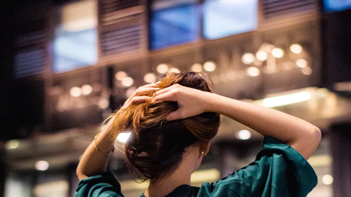 9 Fresh Ways to Style Vintage Oversized T-Shirts from Pinyang Clothing for Every Occasion