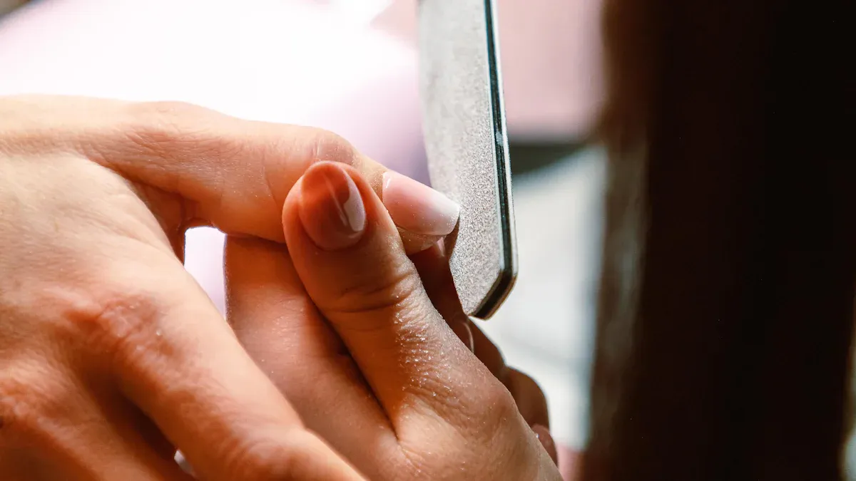 What Wearing Techniques Make False Nails Last?