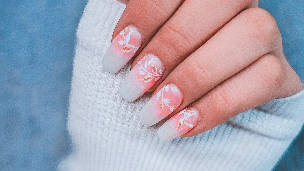 The benefits of using fake nails