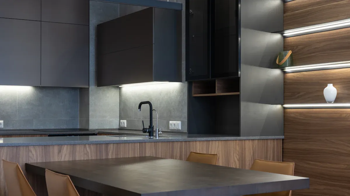 Choosing Under Cabinet Lighting