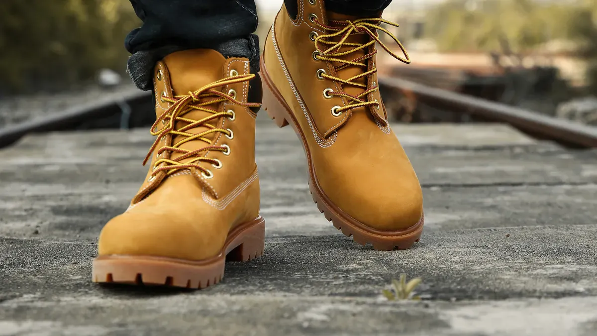 Microfiber Safety Shoes Surprise with Unique Benefits