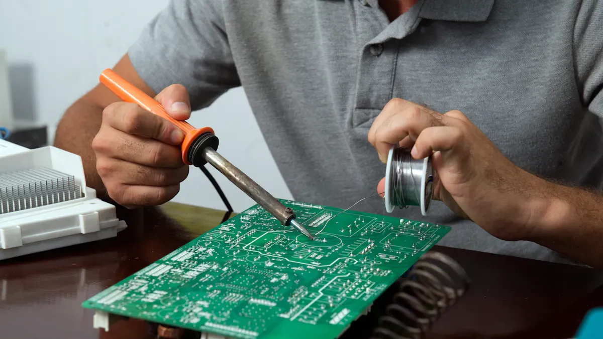 Этапы сборки печатных плат Этапы сборки печатных плат