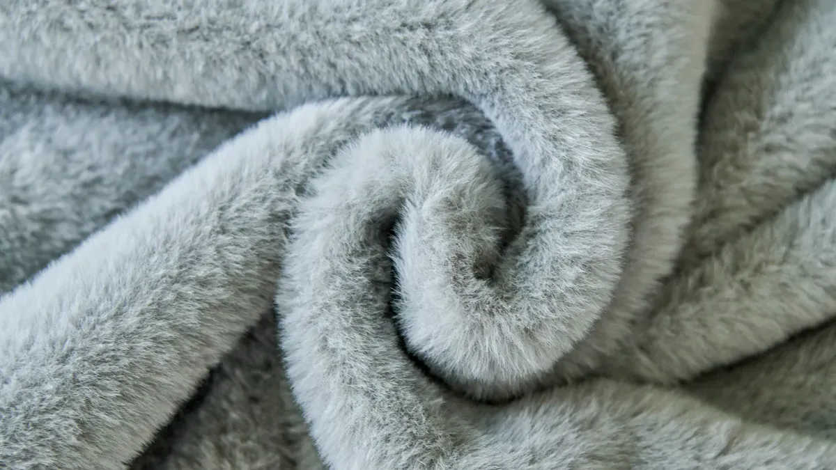 Fleece vs Sherpa Fleece: Feature-by-Feature Comparison