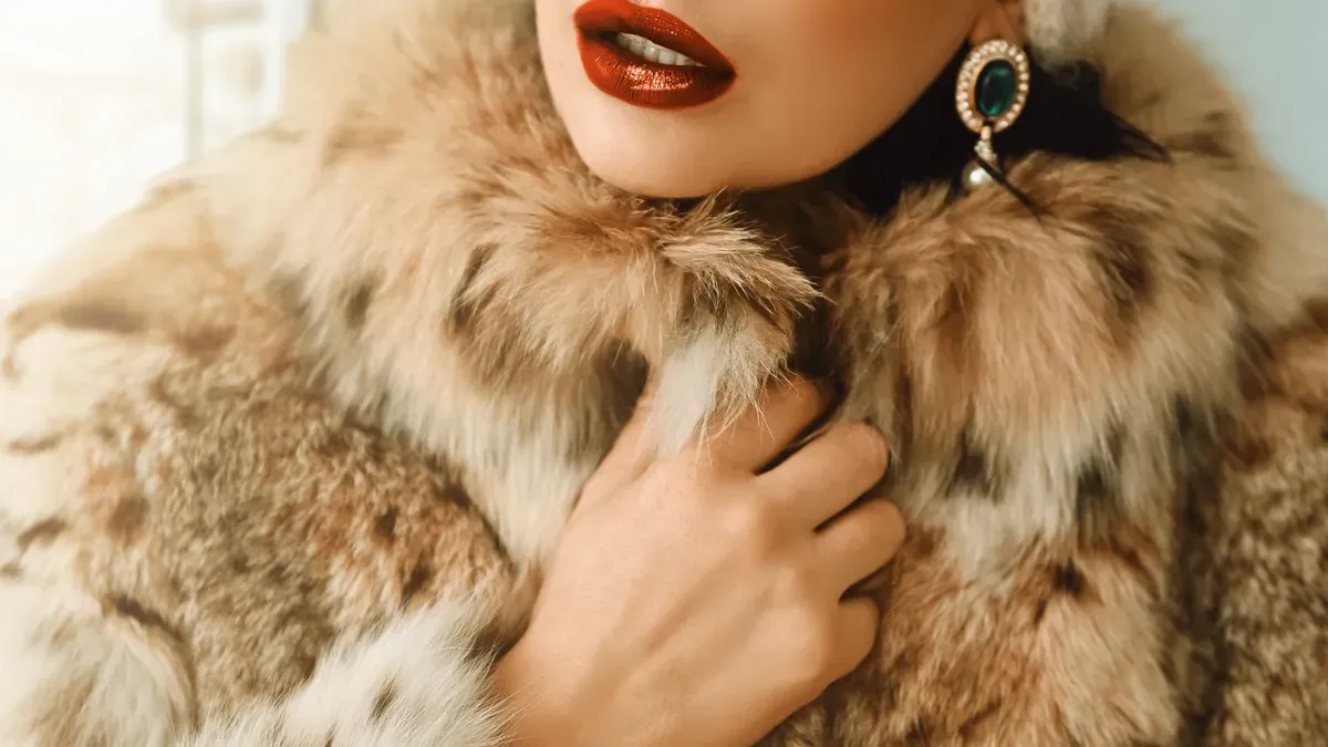 Evaluating Faux Lynx Fur Coat Quality