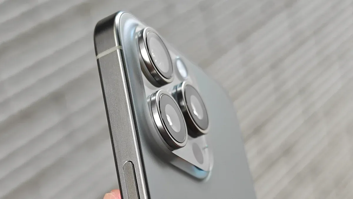 Camera Comparison: iPhone 17 Pro Max vs iPhone 16 Pro Max