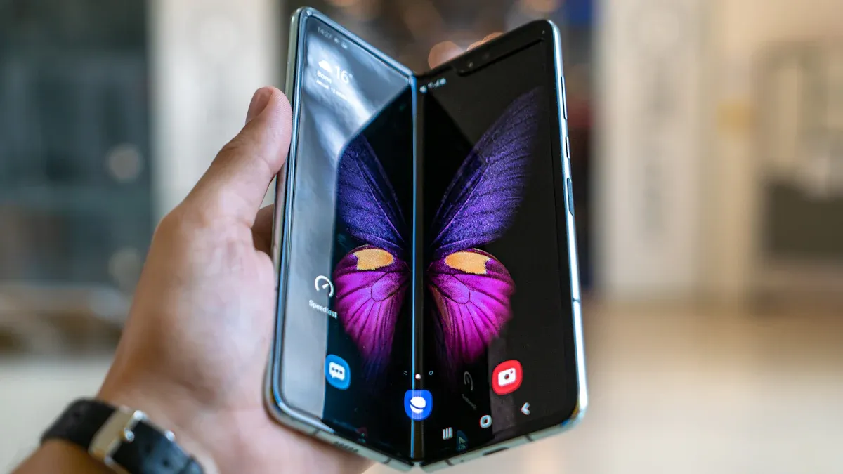 Best Foldable Phones for Men