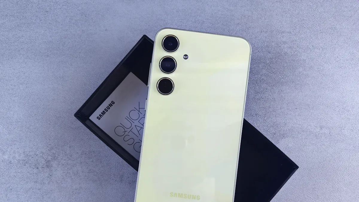 8. Samsung Galaxy S23 Ultra