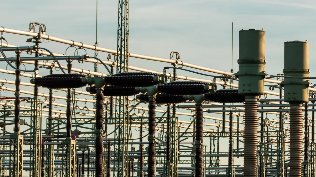 Distribution Transformer S13 Series: Efficiency and Performance