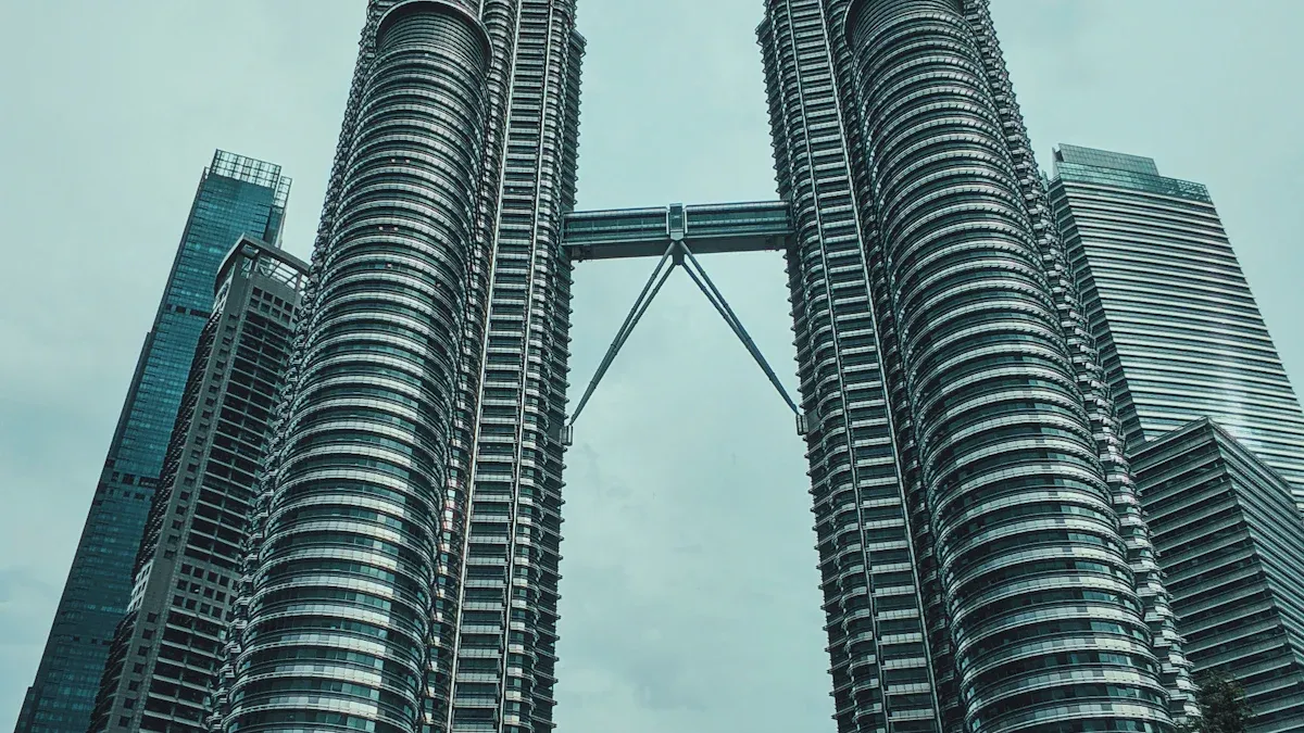 The application cases of prepainted aluminum coil in Southeast Asian construction projects