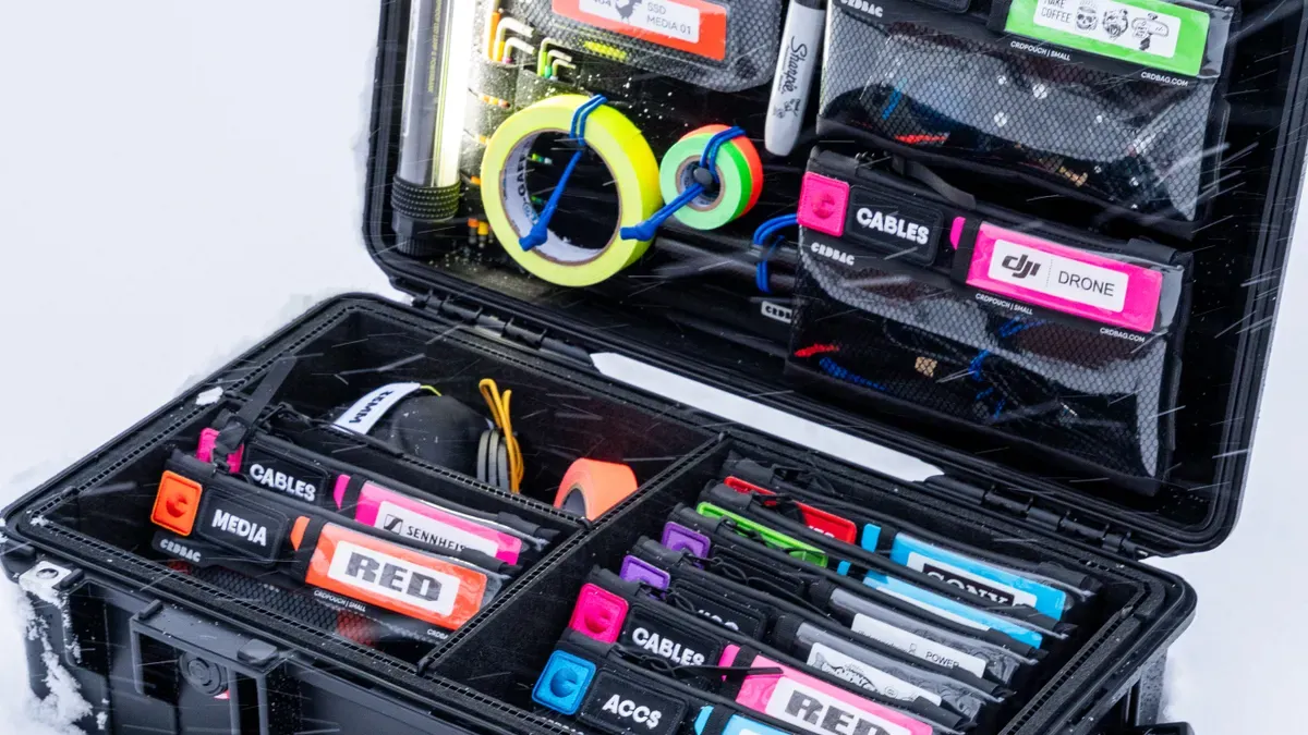 How to Select a Supplier for International Mobile Accessory Distribution