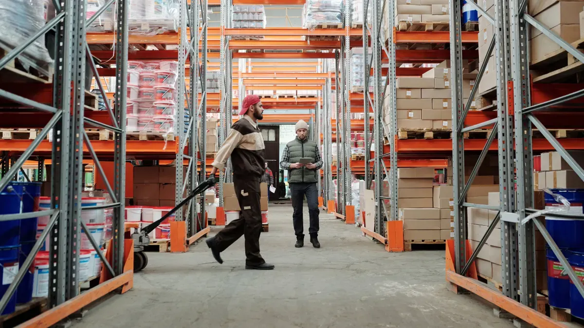 End-to-End Supply Chain Support and B2B Services