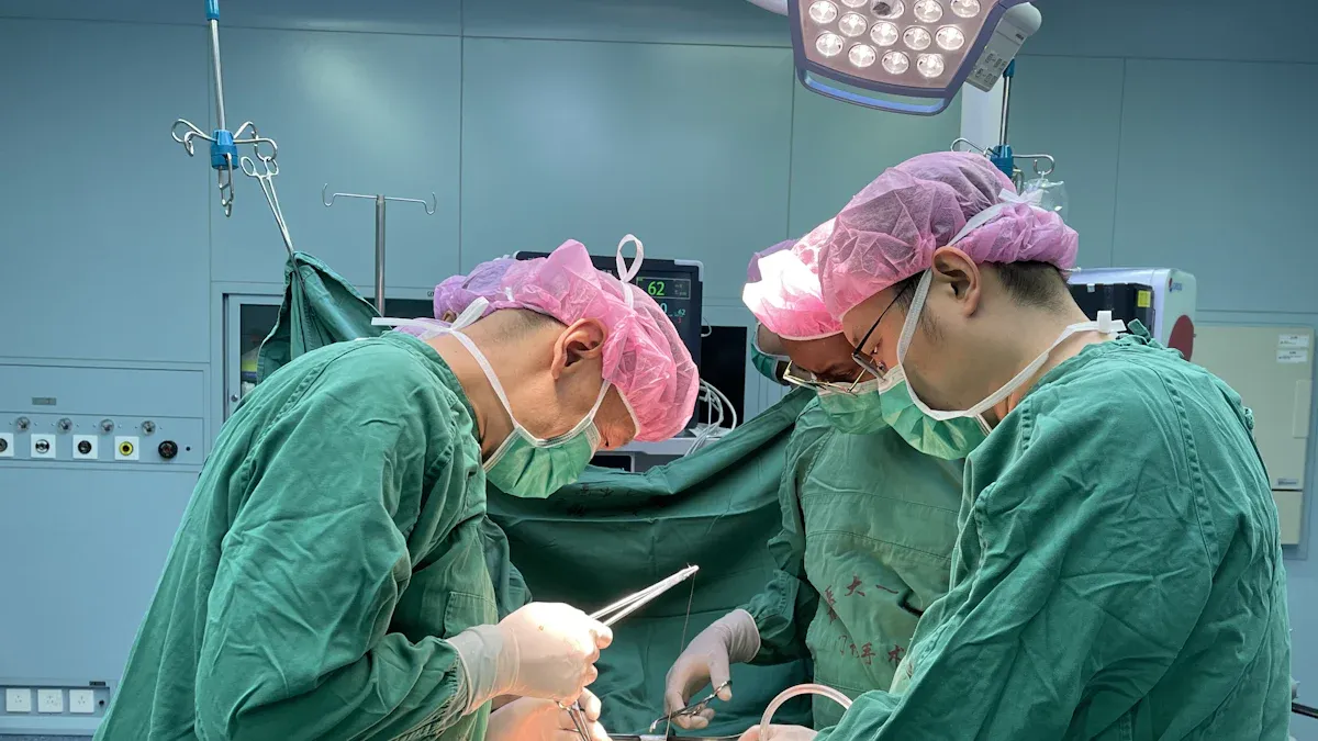 Что такое шовные анкеры и как они работают в ортопедической хирургии