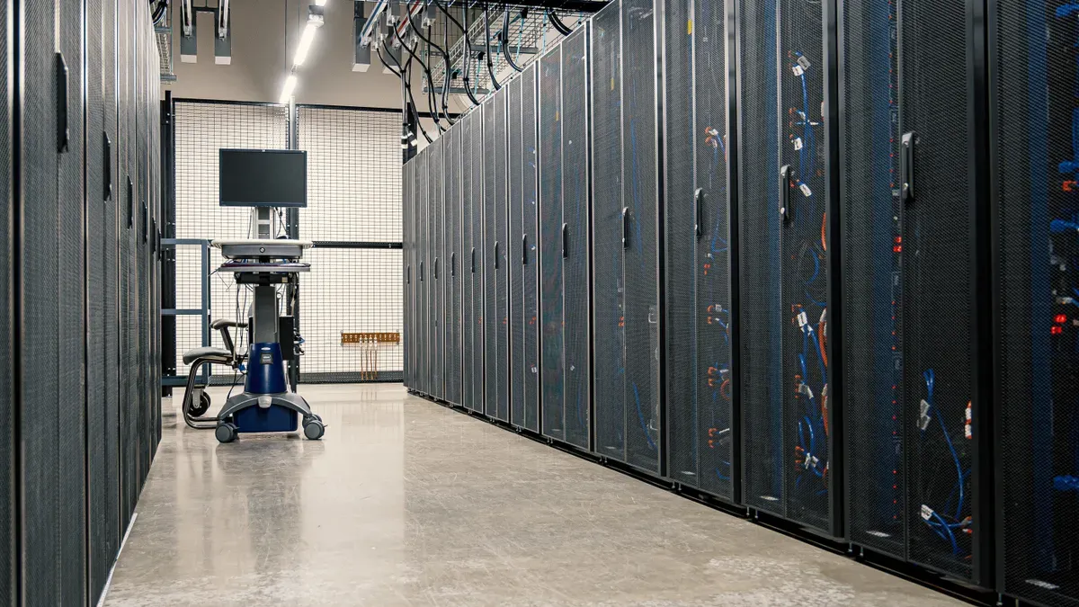 Benefits of Low Profile Access Floors for Cable Management